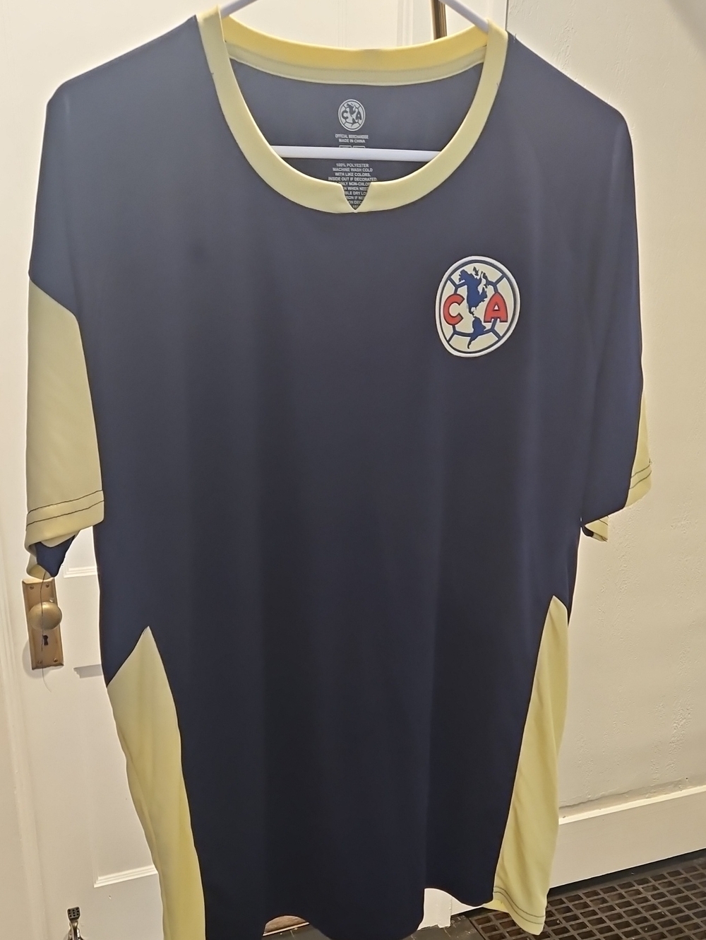 Club America Men's Navy and Cream Short-Sleeve Jersey Shirt